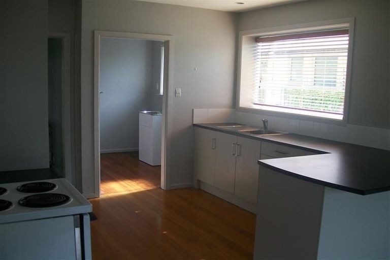 Photo of property in 35 Greendale Avenue, Avonhead, Christchurch, 8042