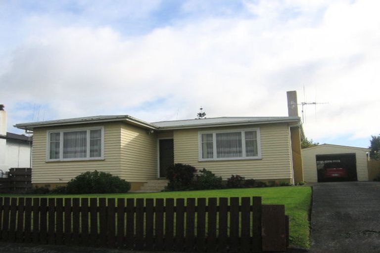 Photo of property in 25 Pembroke Street, Highbury, Palmerston North, 4412