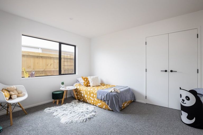 Photo of property in 72 Aratapu Street, Waitara, 4320