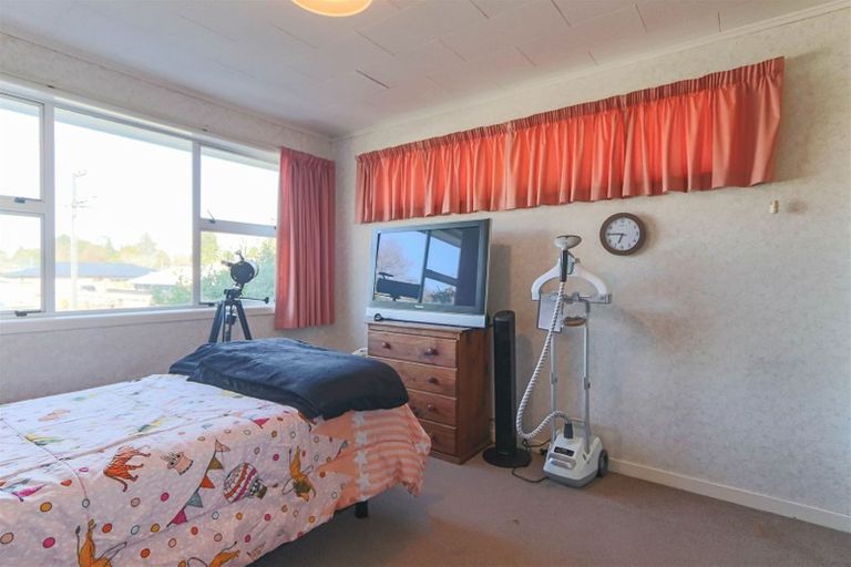 Photo of property in 6 Brookes Street, Inglewood, 4330