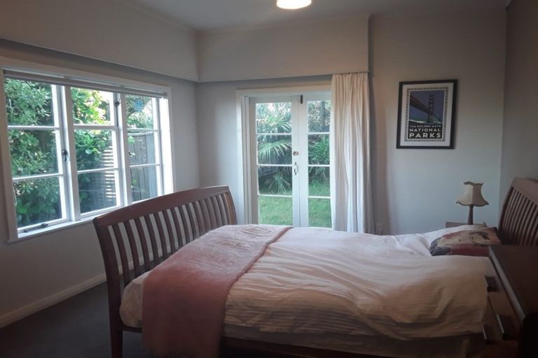 Photo of property in 6 Upoko Road, Hataitai, Wellington, 6021
