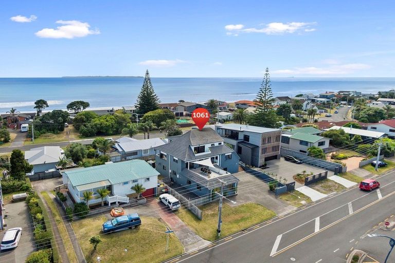 Photo of property in 1061 Papamoa Beach Road, Papamoa Beach, Papamoa, 3118