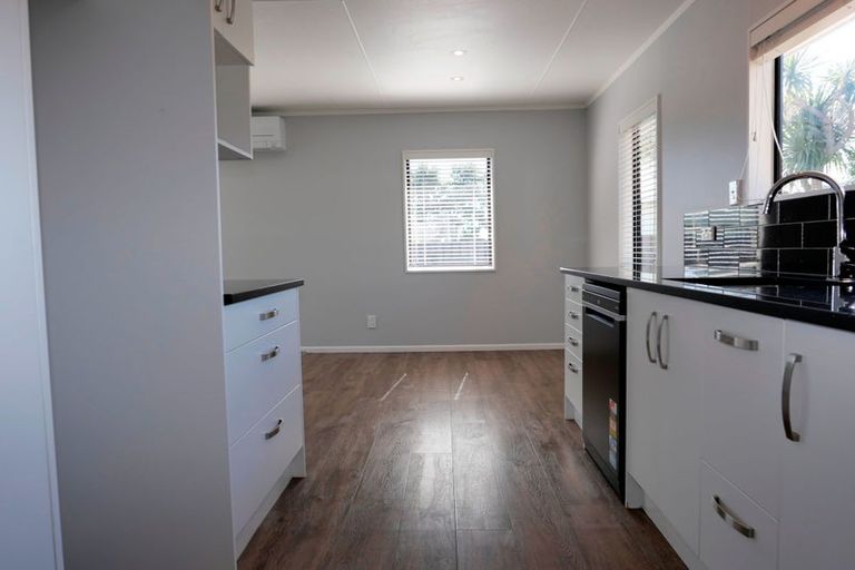 Photo of property in 19 Linwood Drive, Paraparaumu, 5032