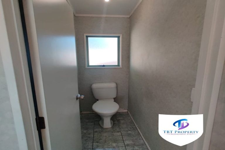 Photo of property in 14 Crail Court, Totara Heights, Auckland, 2105