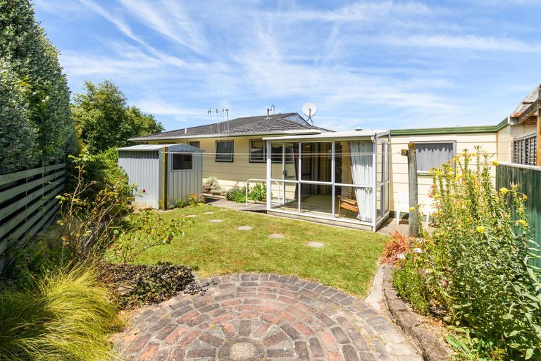 Photo of property in 46 Rennie Avenue, Milson, Palmerston North, 4414