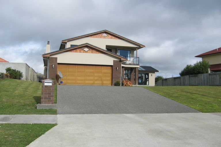 Photo of property in 106 Pacific Drive, Fitzherbert, Palmerston North, 4410