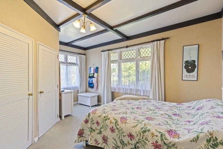 Photo of property in 6 Tawa Street, Inglewood, 4330