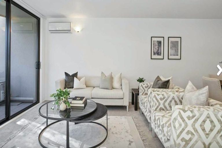 Photo of property in 1i/175 Hurstmere Road, Takapuna, Auckland, 0622