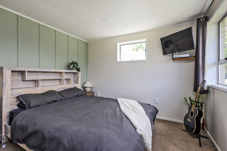 Photo of property in 2 Murdoch Place, Raureka, Hastings, 4120