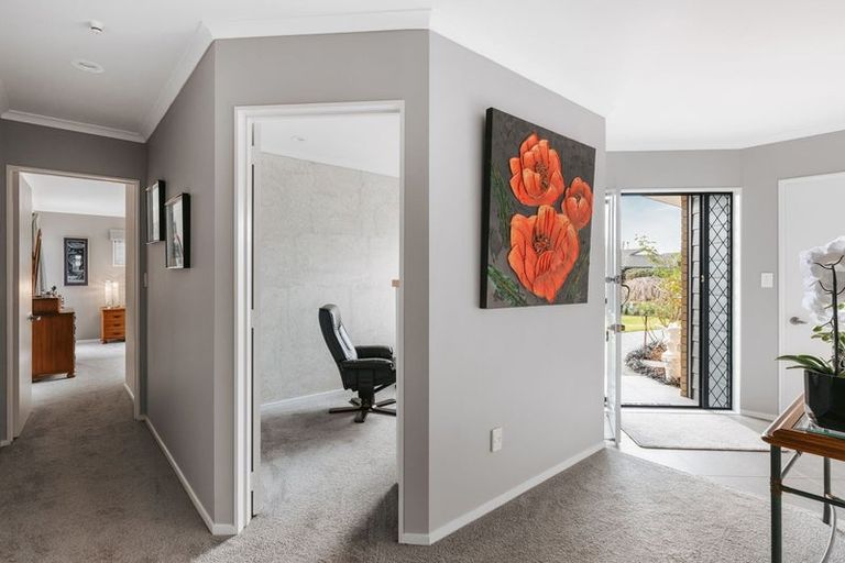 Photo of property in 9 Ashwood Grove, Omokoroa, 3114