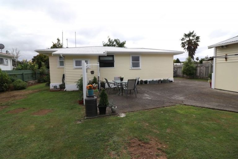 Photo of property in 3 Mathew Street, Dannevirke, 4930