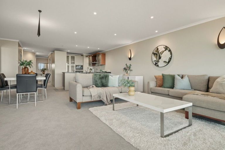 Photo of property in 201/136 Marine Parade, Mount Maunganui, 3116