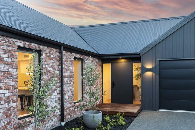 Photo of property in 28b Foster Place, Amberley, 7410