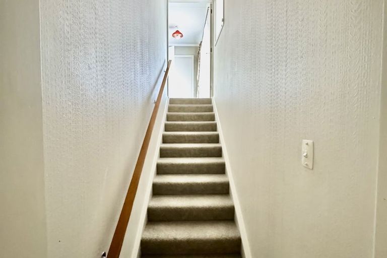 Photo of property in 21 Tamar Street, South Hill, Oamaru, 9400