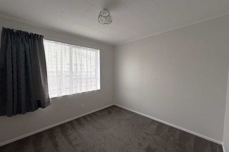 Photo of property in 2/122 William Street, Petone, Lower Hutt, 5012