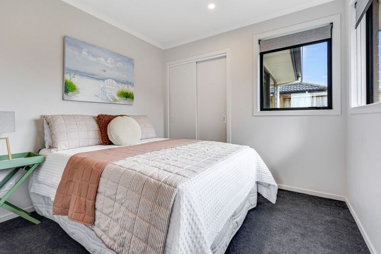 Photo of property in 5 Manawaroa Close, Grandview Heights, Hamilton, 3200