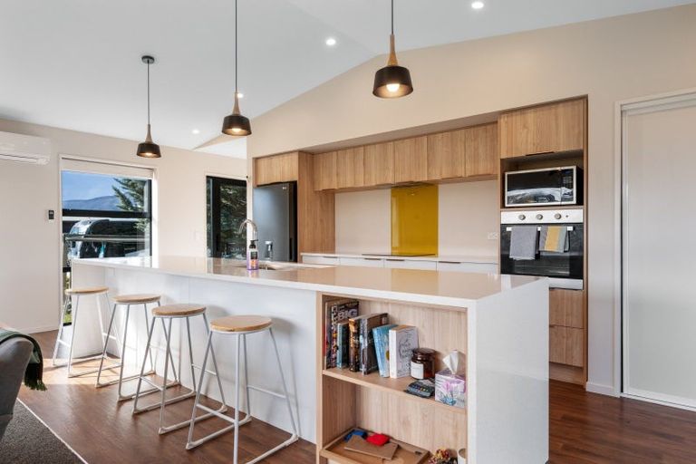 Photo of property in 18 Park Lane, Omarama, 9412