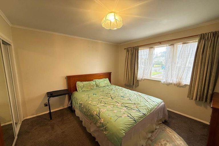 Photo of property in 23 Gilliam Street, New Lynn, Auckland, 0600
