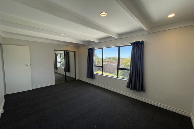Photo of property in 296b Mangorei Road, Merrilands, New Plymouth, 4312