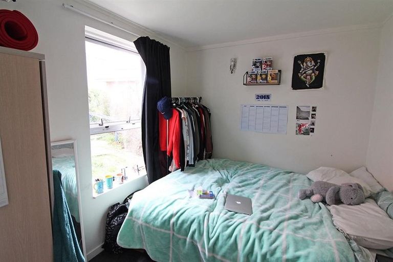 Photo of property in 102 Harbour Terrace, North Dunedin, Dunedin, 9016