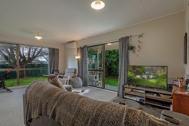 Photo of property in 19a Colonial Place, Kelvin Grove, Palmerston North, 4414