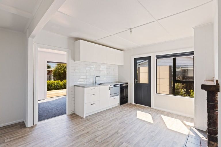 Photo of property in 168 Tukapa Street, Westown, New Plymouth, 4310