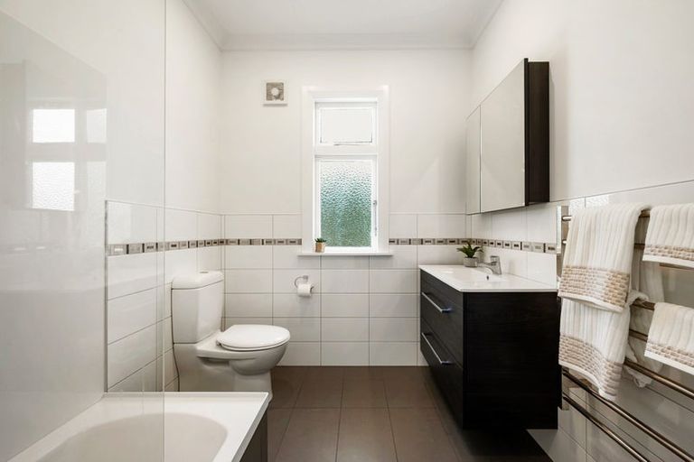 Photo of property in 6 Bentinck Avenue, Strathmore Park, Wellington, 6022