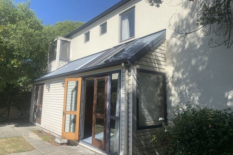 Photo of property in 1/17 Creyke Road, Ilam, Christchurch, 8041