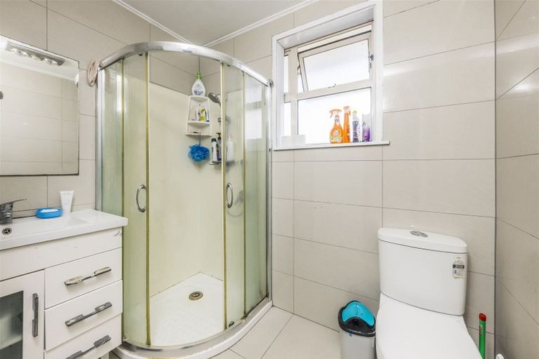 Photo of property in 21 Olive Crescent, Papatoetoe, Auckland, 2025