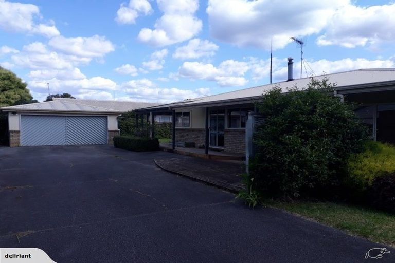 Photo of property in 9 Cromwell Drive, Fitzroy, Hamilton, 3206