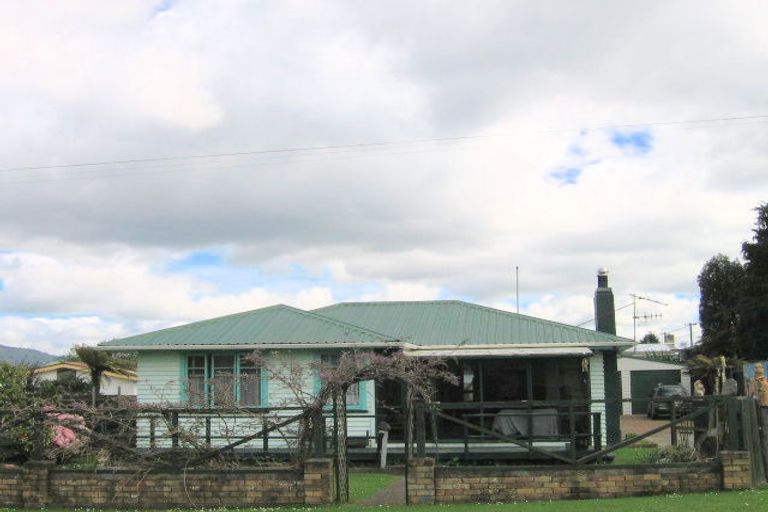 Photo of property in 6 Melrose Avenue, Owhata, Rotorua, 3010