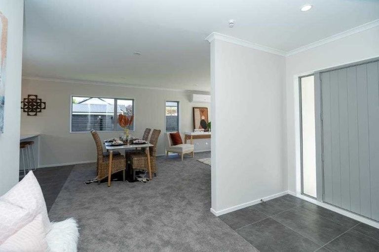 Photo of property in 3/7 Rutherford Street, Chedworth, Hamilton, 3210