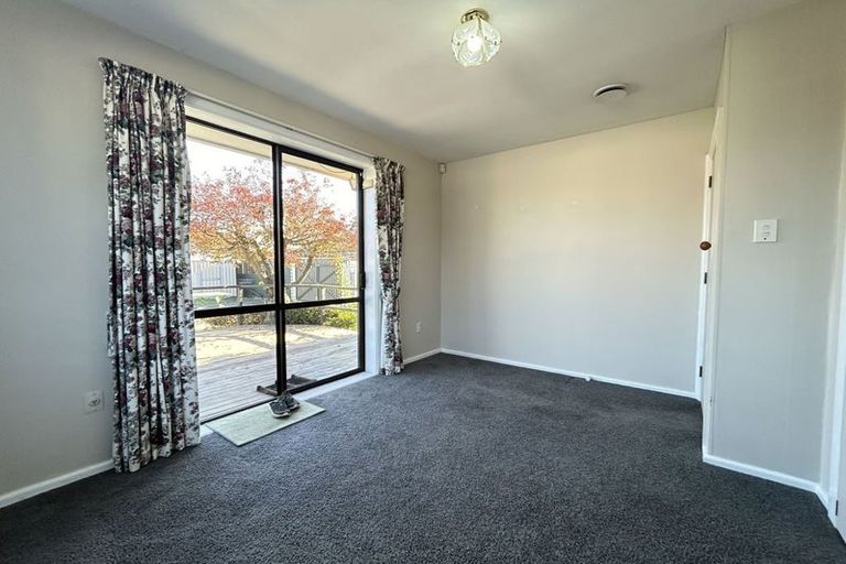 Photo of property in 64 Oriana Crescent, Hornby, Christchurch, 8042