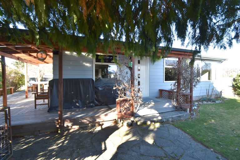 Photo of property in 45 Jollie Road, Twizel, 7901