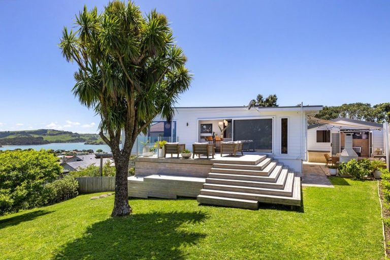 Photo of property in 18 Upper Bow Street, Raglan, 3225