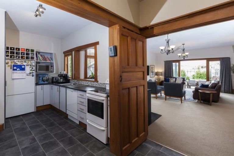 Photo of property in 32 Windermere Road, Papanui, Christchurch, 8053