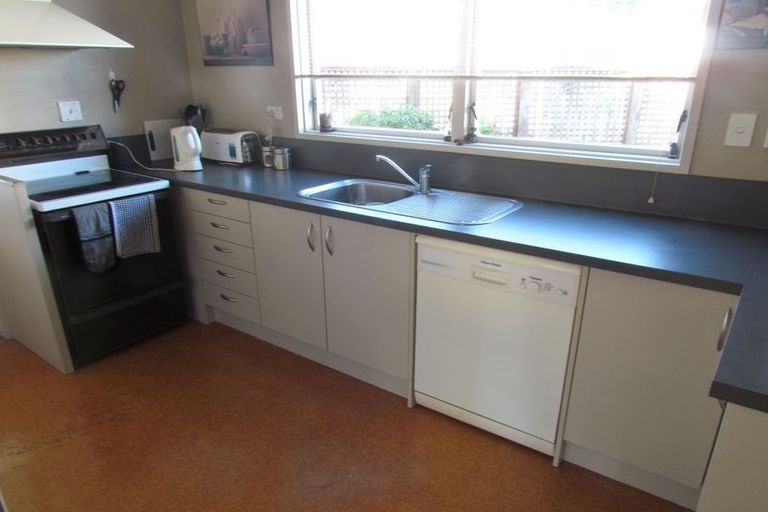 Photo of property in 28 Third Street, Lansdowne, Masterton, 5810