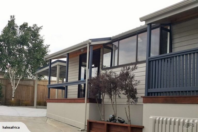 Photo of property in 8 Vincent Drive, Levin, 5510