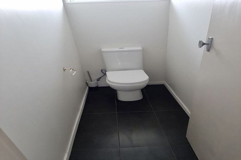 Photo of property in 90 Jamaica Drive, Grenada North, Wellington, 5028