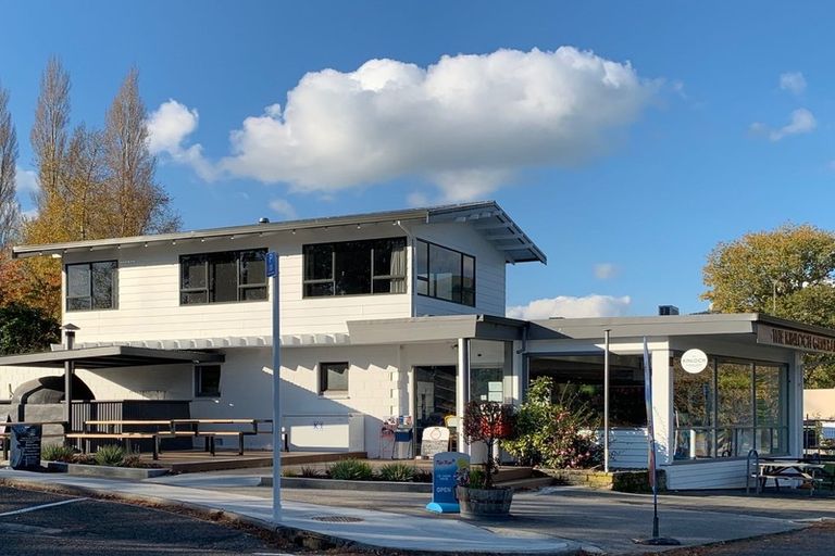 Photo of property in 46 Montgomery Crescent, Kinloch, Taupo, 3377