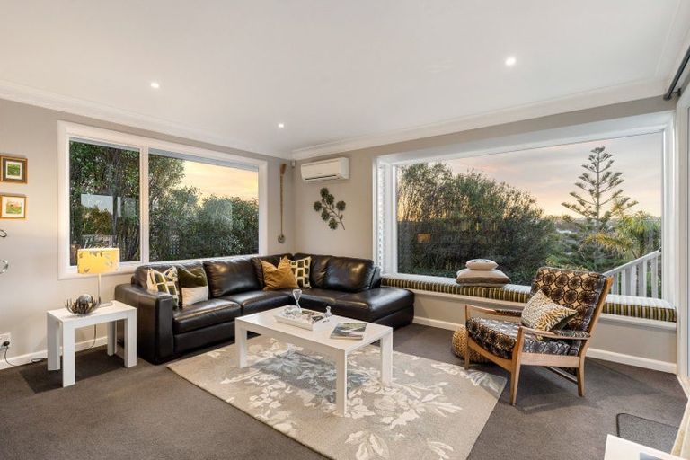 Photo of property in 13 Evelyn Road, Cockle Bay, Auckland, 2014