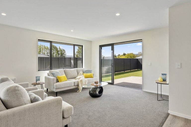 Photo of property in 8 Magnolia Lane, Mosgiel, 9024