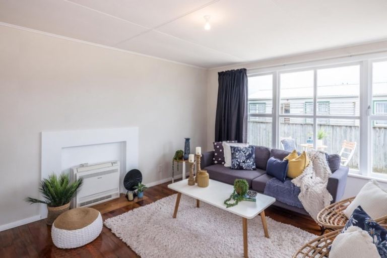 Photo of property in 64 Matene Street, Otaki, 5512