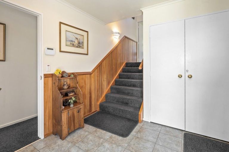 Photo of property in 13 Cherry Lane, Acacia Bay, Taupo, 3330