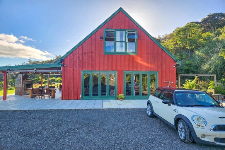 Photo of property in 61 Te Ana Lane, Thames, 3577