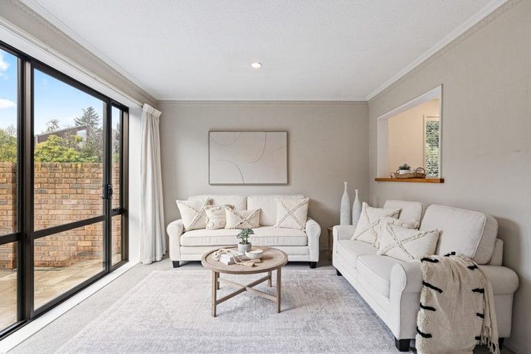 Photo of property in 1/25 Rubens Place, Burnside, Christchurch, 8053