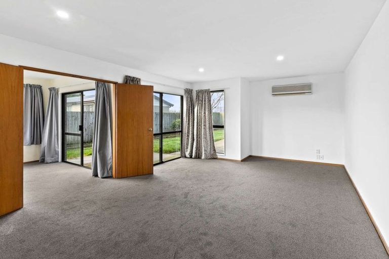 Photo of property in 31 Seascape Gardens, Bromley, Christchurch, 8062