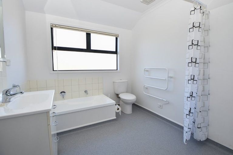 Photo of property in 38 Belvedere Road, Carterton, 5713