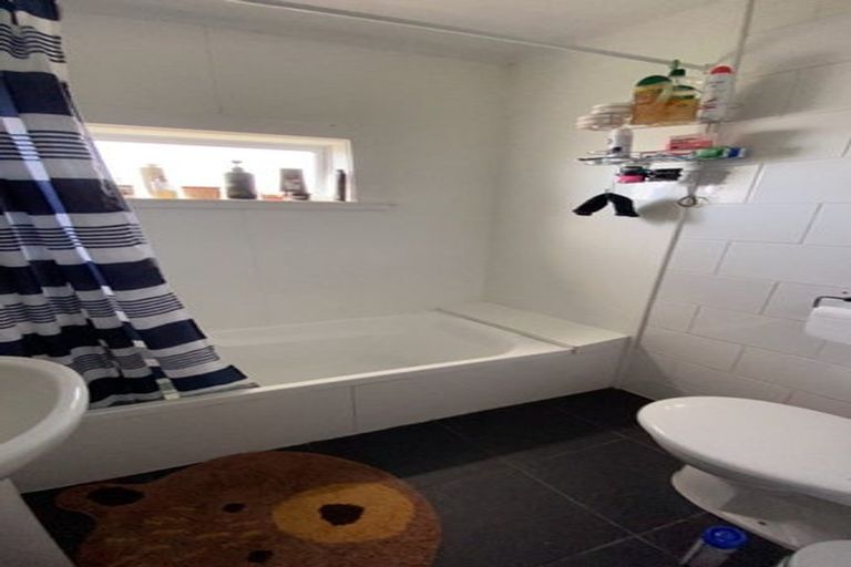 Photo of property in 54 Verviers Street, Karori, Wellington, 6012