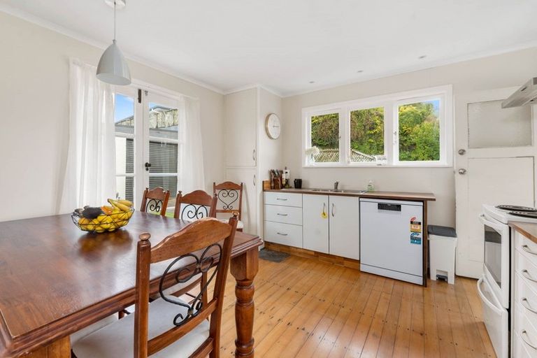 Photo of property in 110 Sunset Road, Mangakakahi, Rotorua, 3015